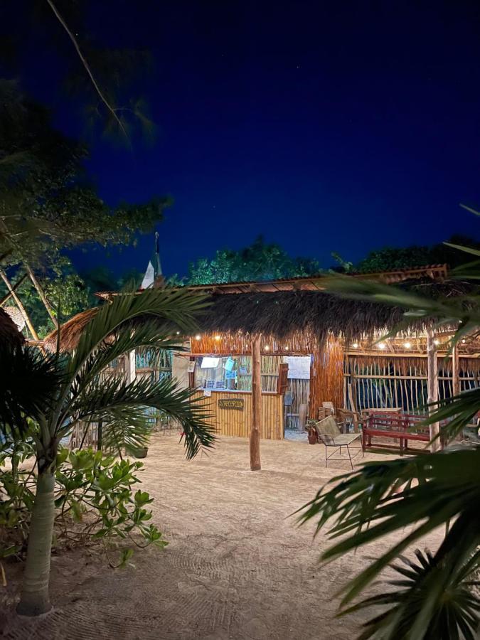 La Aldea Holbox Cabanas Y Camping Luaran gambar