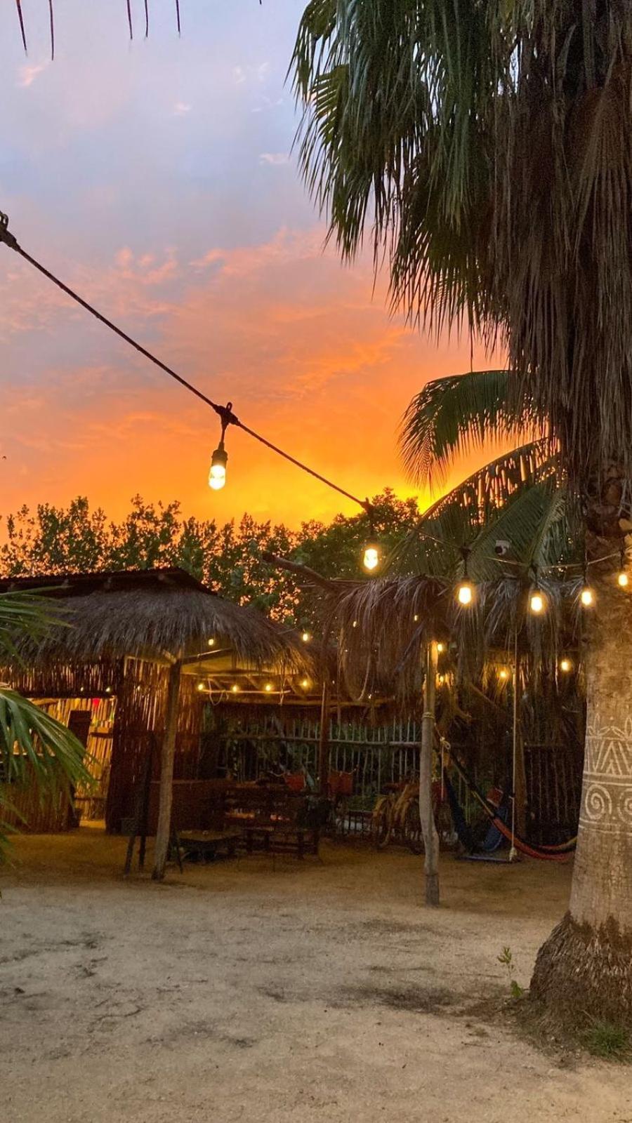 La Aldea Holbox Cabanas Y Camping Luaran gambar